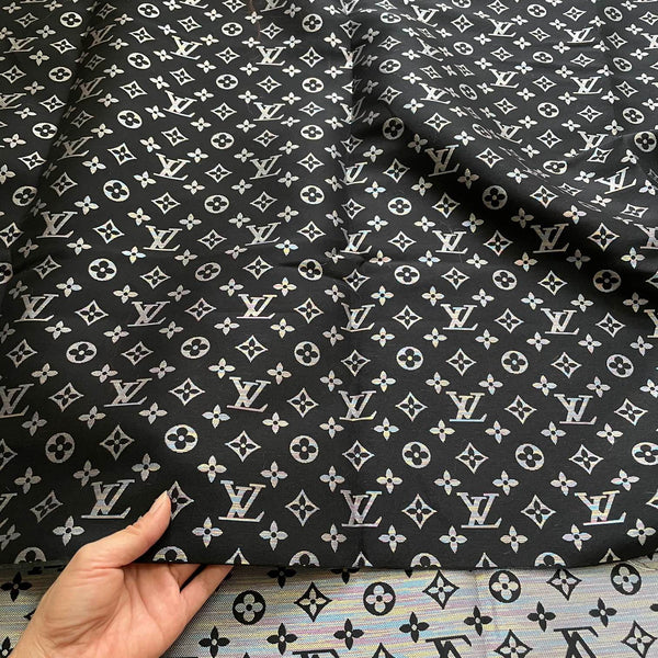 L26 Jacquard Fabric Iridescent on Nude and Black