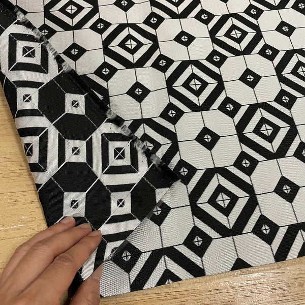 J05 Geometric Fabric Black and Silver White